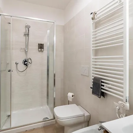Apartment Brand New With Private Parking Space *